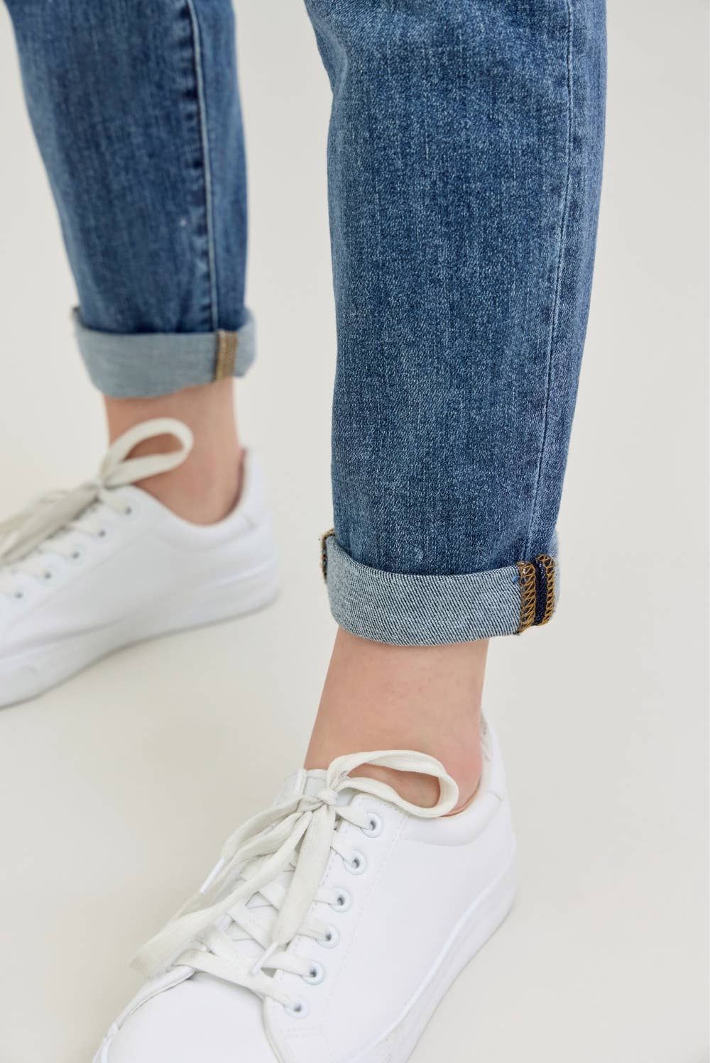 Judy Blue Hi-Rise Bleach Splash Boyfriend Jeans