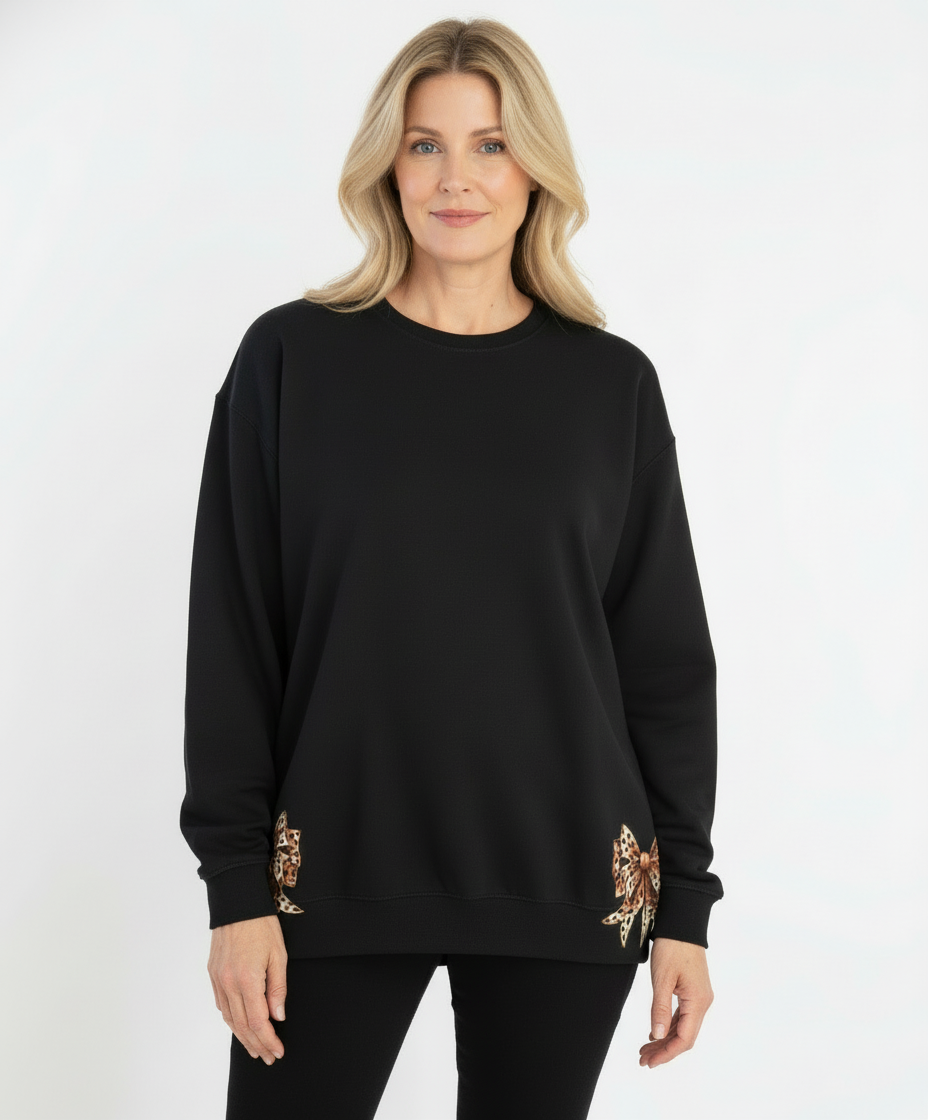 Cheetah Side Bows Graphic Sweatshirt