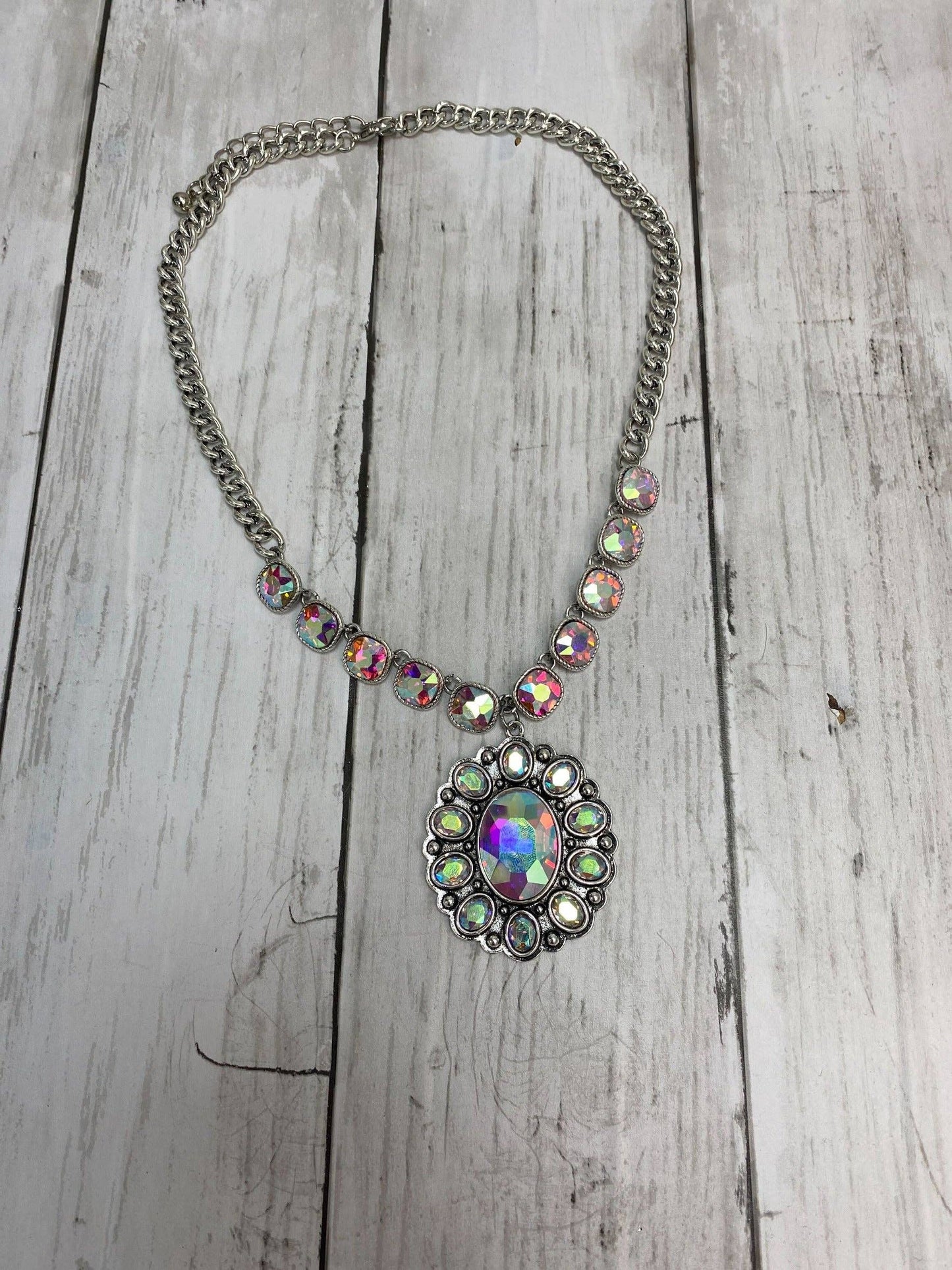 Women's Choose to Shine Pendant Necklace