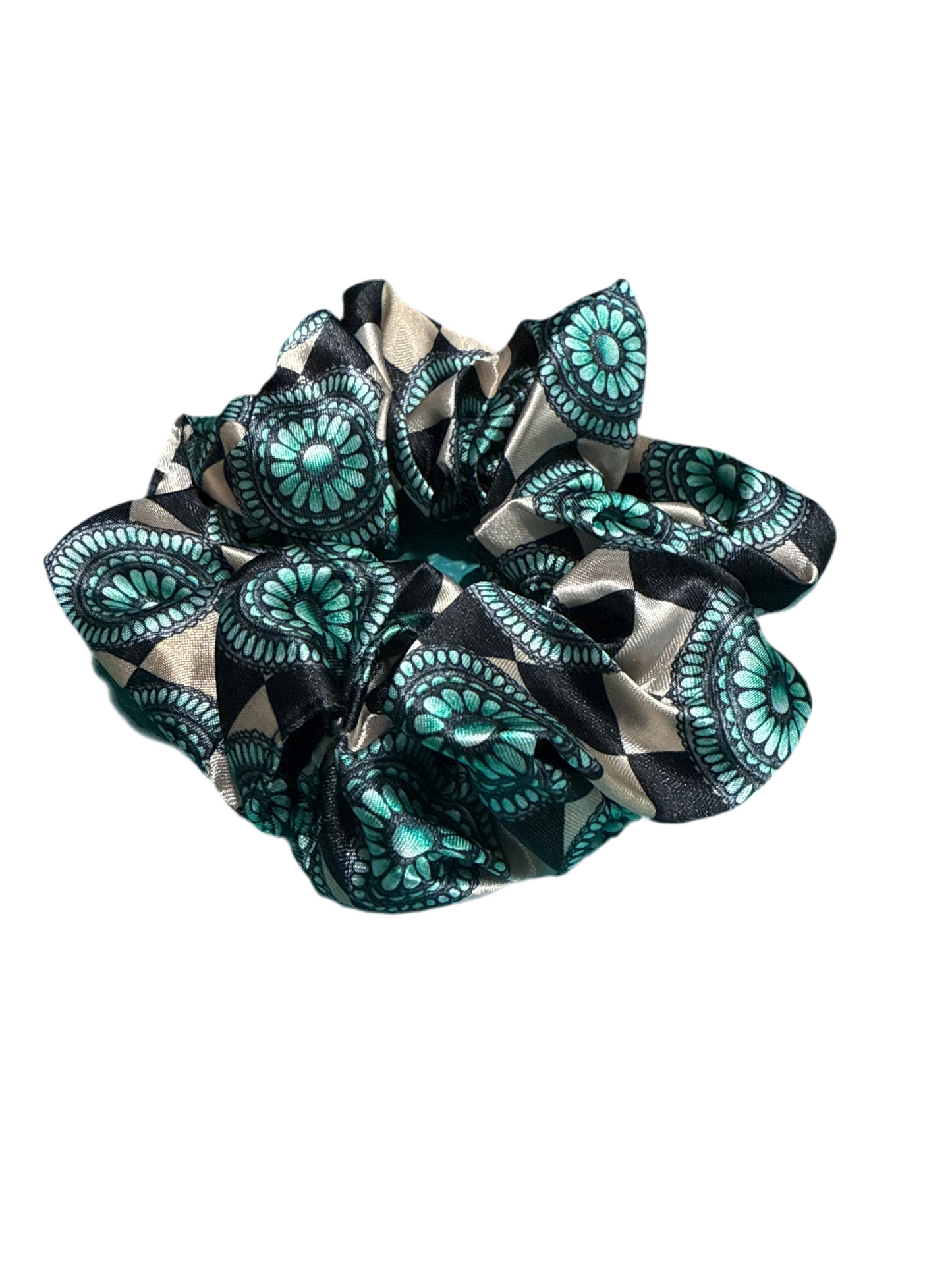 Checkered Concha Scrunchie