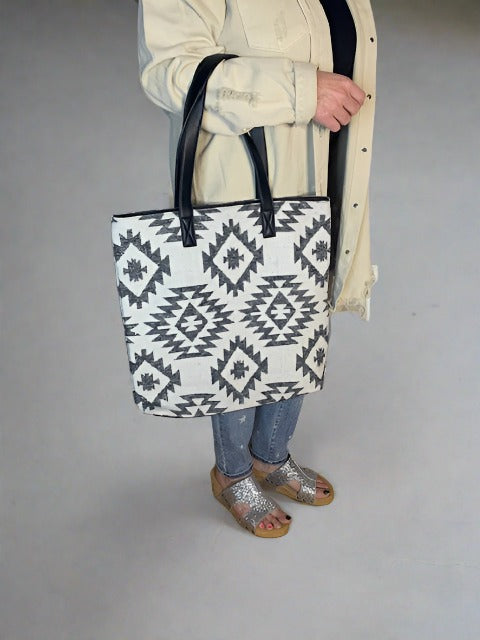 BLACK MOJAVE Tote