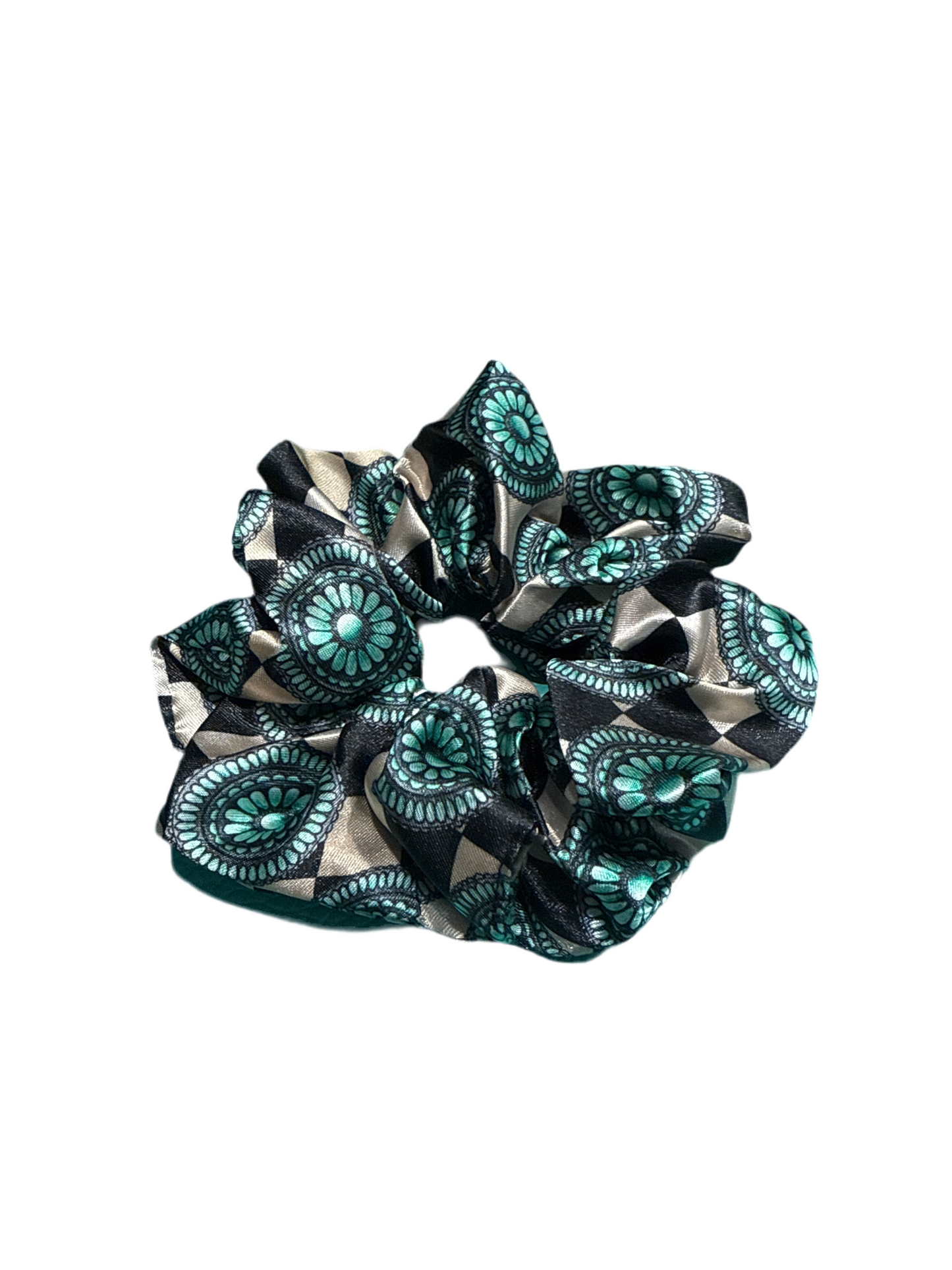 Checkered Concha Scrunchie