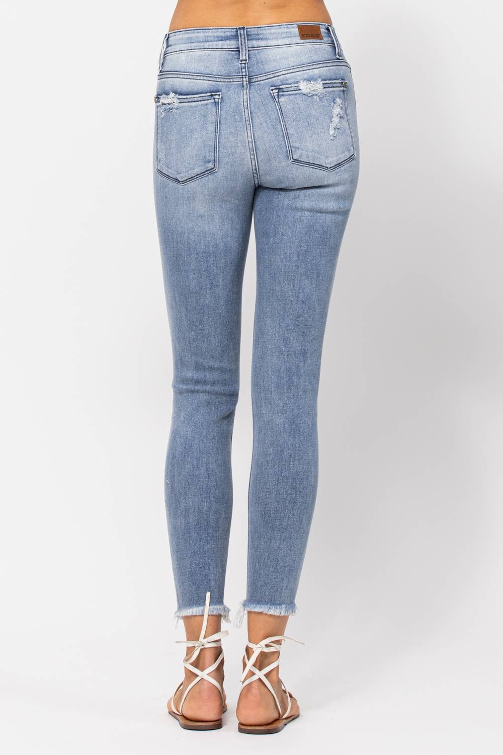MID-RISE SKINNY DESTROYED (Size 15 only): MD / 15(32)