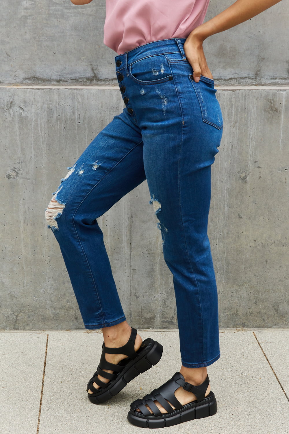 Judy Blue High Waisted Distressed Boyfriend Jeans